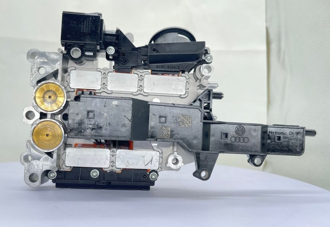 Modul zur Steuerung der 7-Gang-Doppelkupplungsgetriebeinheit für AUDI A4/A5/A6/A7/Q5/RS5/S5/S6/S7