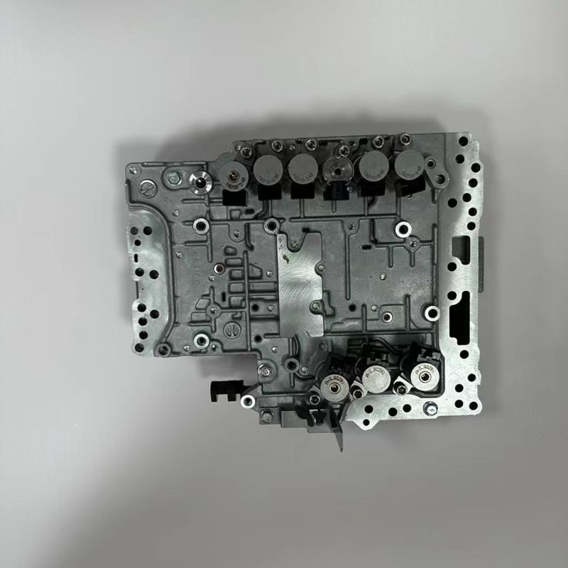 RE7R01A JR710E Getriebeventilkörper für Nissan und Infiniti 2023 in 35X35X25CM Größe