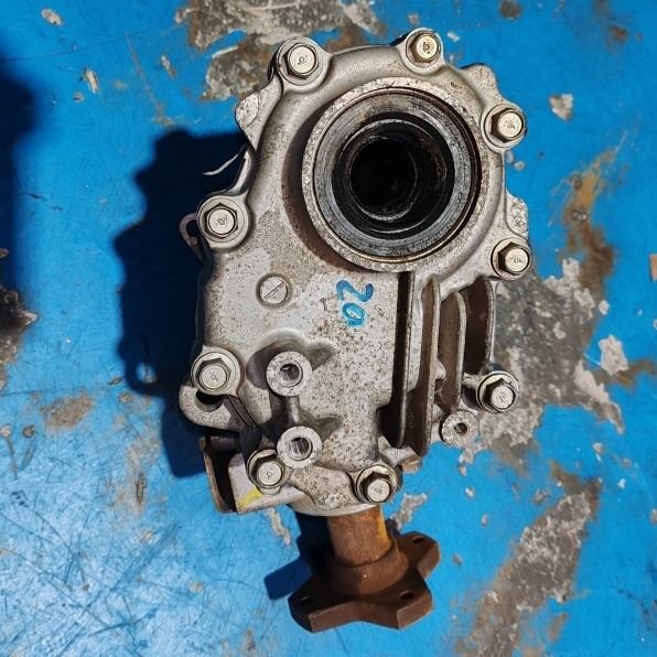 331004BD0A 4BD0A Für Nissan X-Trail Qashqai Renault Koleos 4WD-Transferkoffermontage