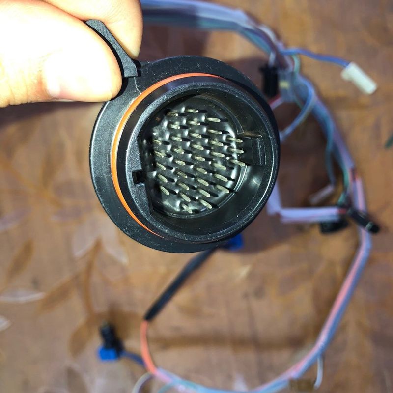 Erschwinglicher Gebrauchtverkabelungsharn für BMW MINI GA6F21AW TF-72SC aus Getriebe-Ausbau