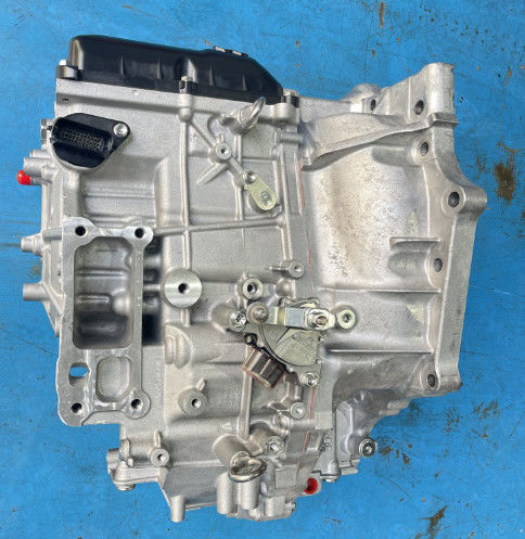 neue UB80E 8-Gang-Automatikgetriebe 30500-33881 30500-33891 für 2018 TOYOTA LEXUS ES260 Camry 2.5L 2WD